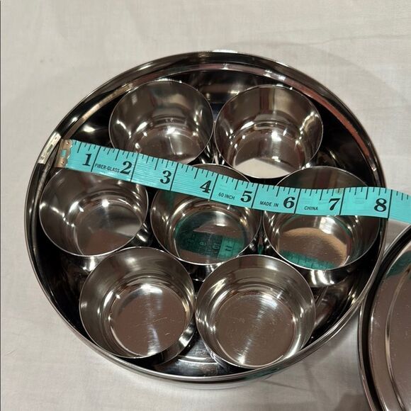 Masala Dabba spice box tiffin Round Silver Metal Box - Picture 4 of 4